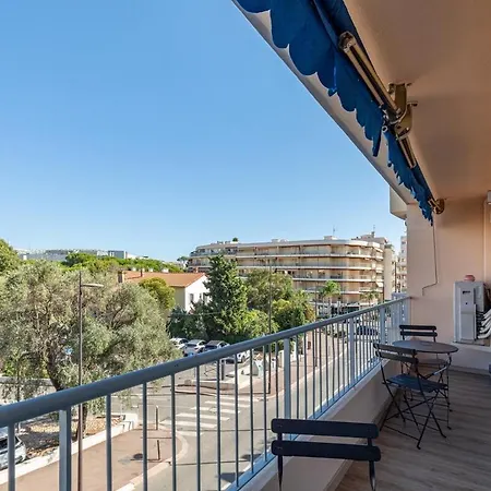Appartement Great 4-room For 8 People Antibes